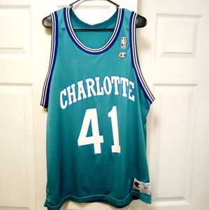 Men Charlotte hornets Glenn Rice champion jersey. Men size 48 = X-large